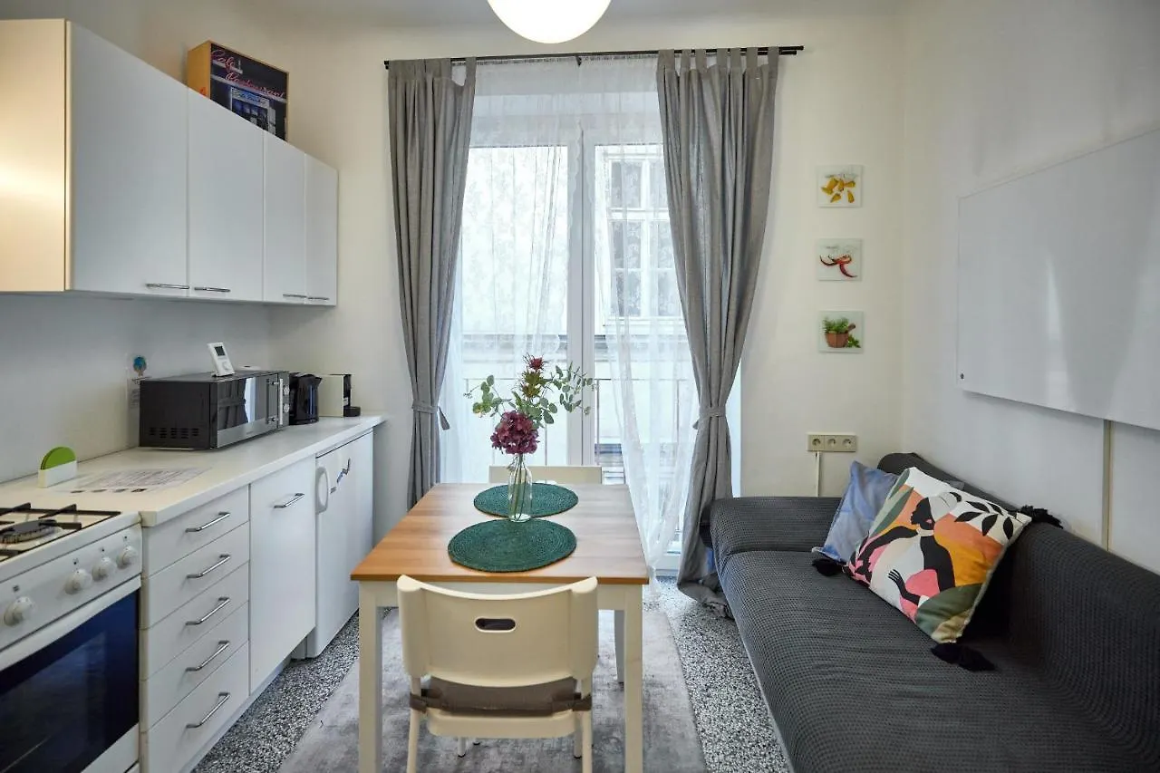 Apartamento Cosy & Charming In The City Centre Viena