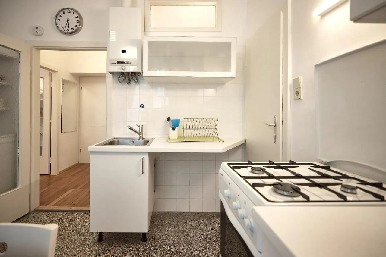 Cosy & Charming In The City Centre Viena